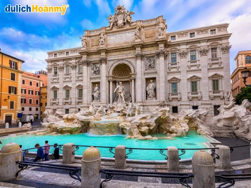 dai-phun-nuoc-trevi-mua-thu