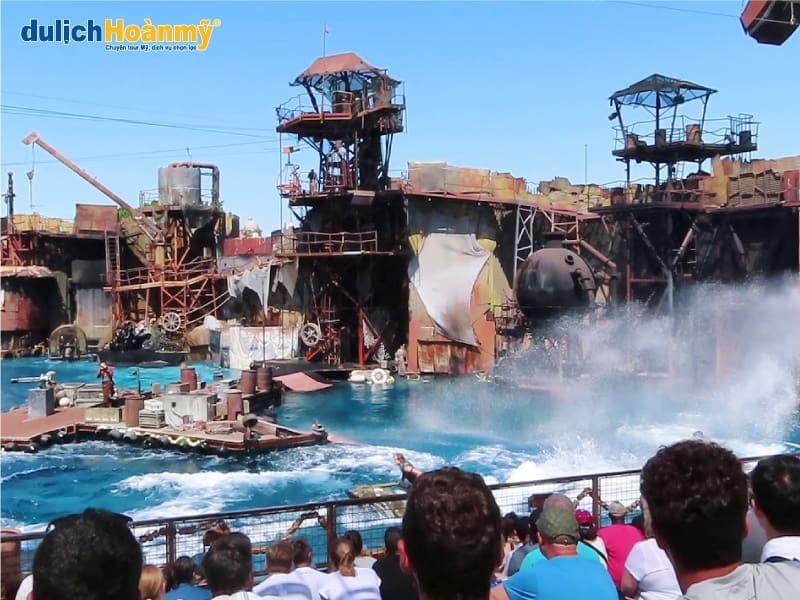 waterworld-show-1