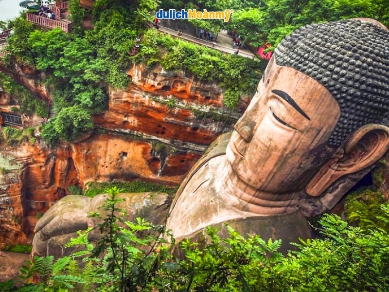 Lạc-sơn-đại-phật